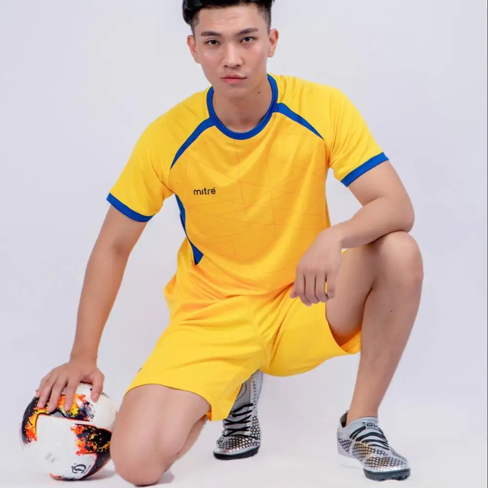 Custom Sport soccer jersey fashional high quality football player suit manufacturer soccer uniform