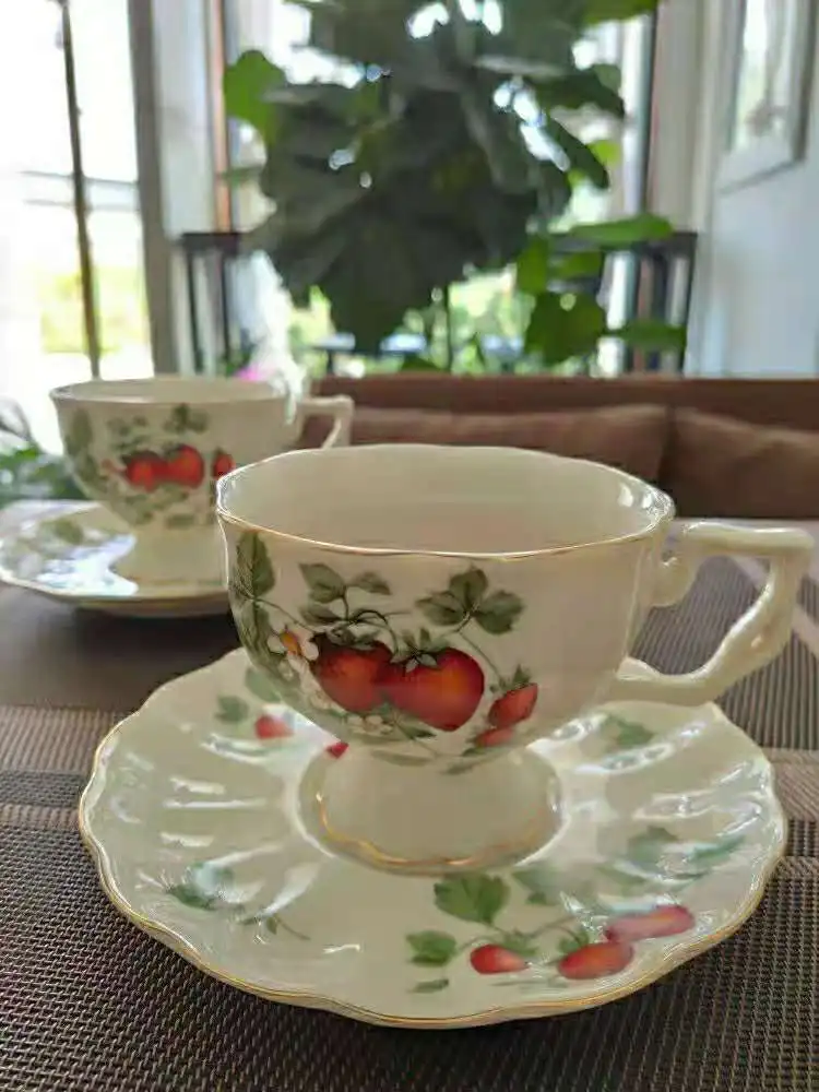 QIAN HU изящная фарфоровая королевская британская керамическая кофейная чайная чашка и блюдце набор подарочная коробка