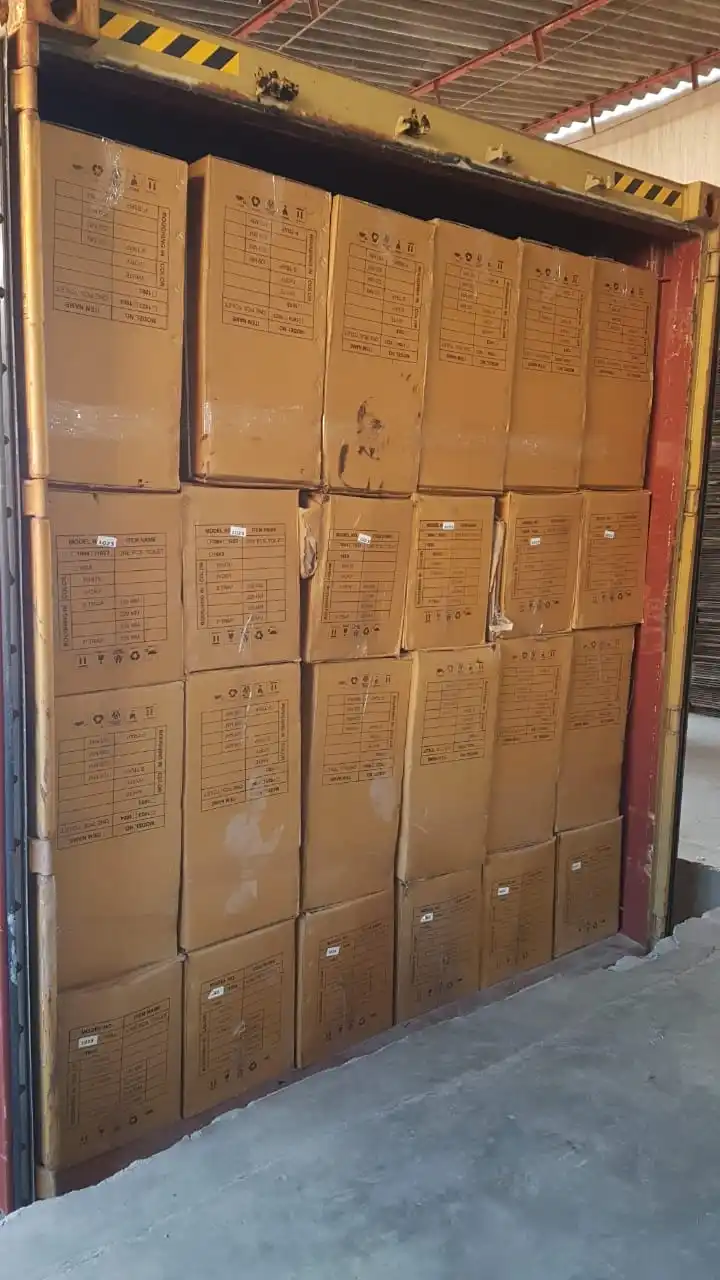 Syphonic 730 X 660 mm Ceramic Vitreous One piece toilet seat with P and S Trap in white glaze with Flushing system