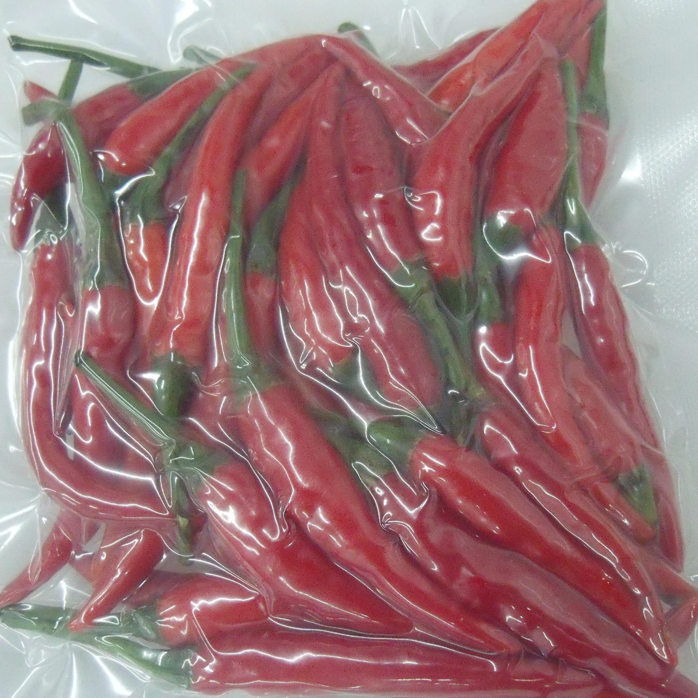 FROZEN RED BIRD EYES CHILI - Best price from Vietnam