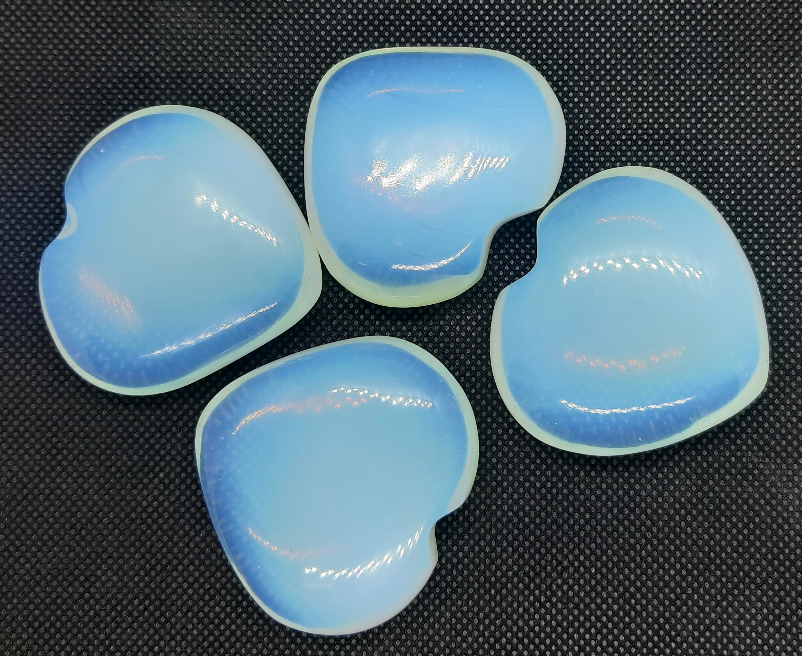 
Wholesale Decorative Opal Heart Shaped Stone , Carved Crystal Puffy Heart Gift For Decoration 