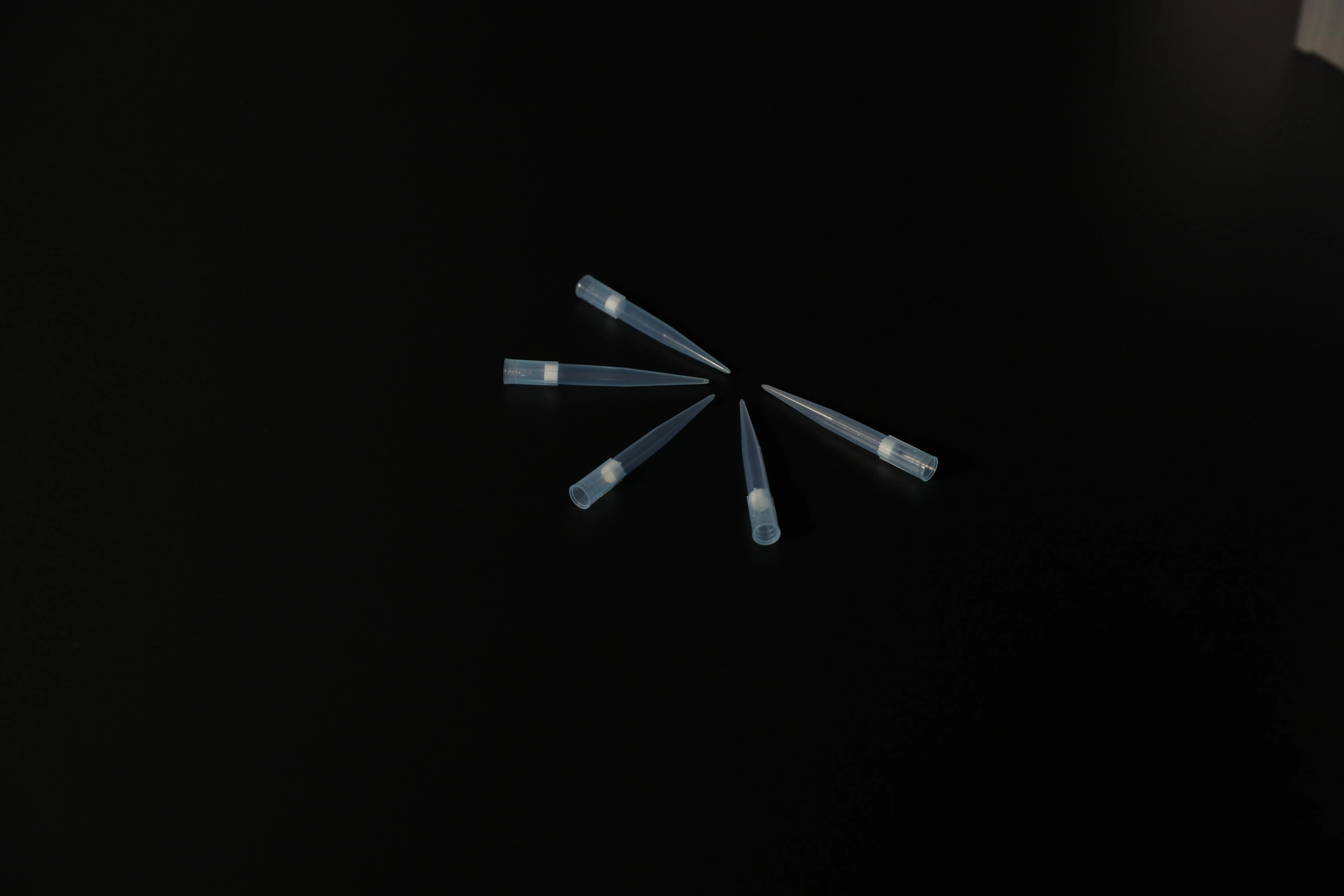 Lab plastic disposable filtered 96tips/rack PP/Non-pyrogenic/DNase Free Pipette Tips