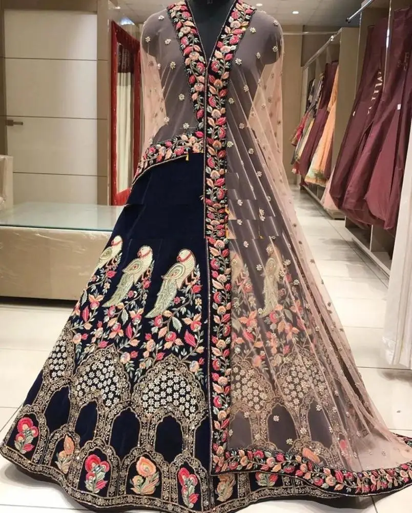 manufacturer of women wear lehengacholi heavy work for bridal wear