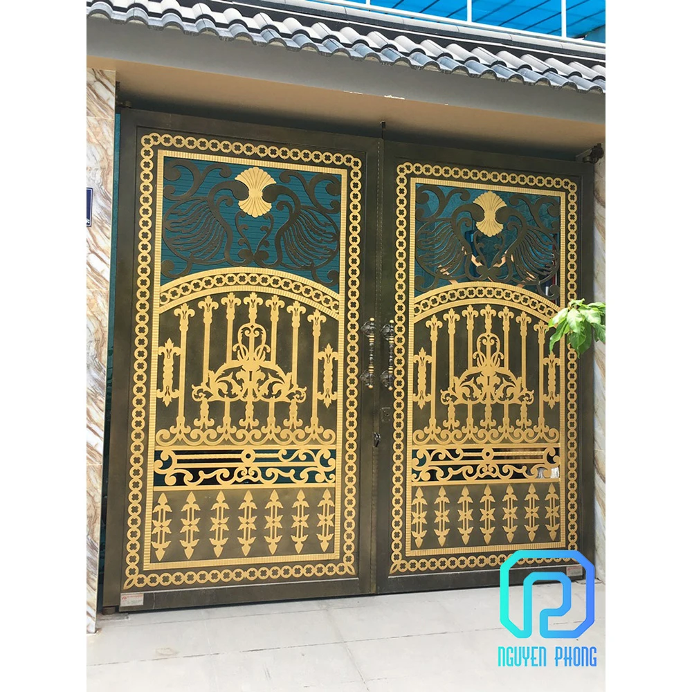 Hot Sale OEM Custom Wrought Iron Main Gate Design