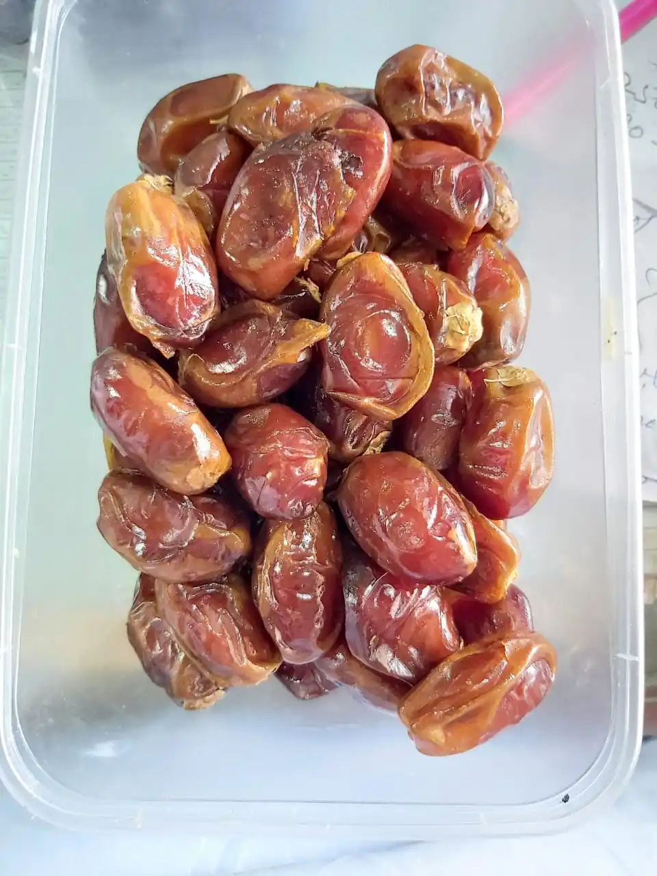 
Fresh Aseel Dates high quality cheap price from Pakistan 