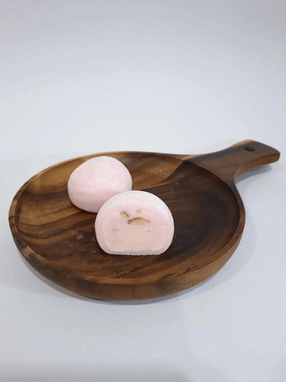 Round Ball Soft Fruity Milk Dairy Products Beverage OEM/ODM Mochi Ice Cream Sala Cider Red Bean Flavor