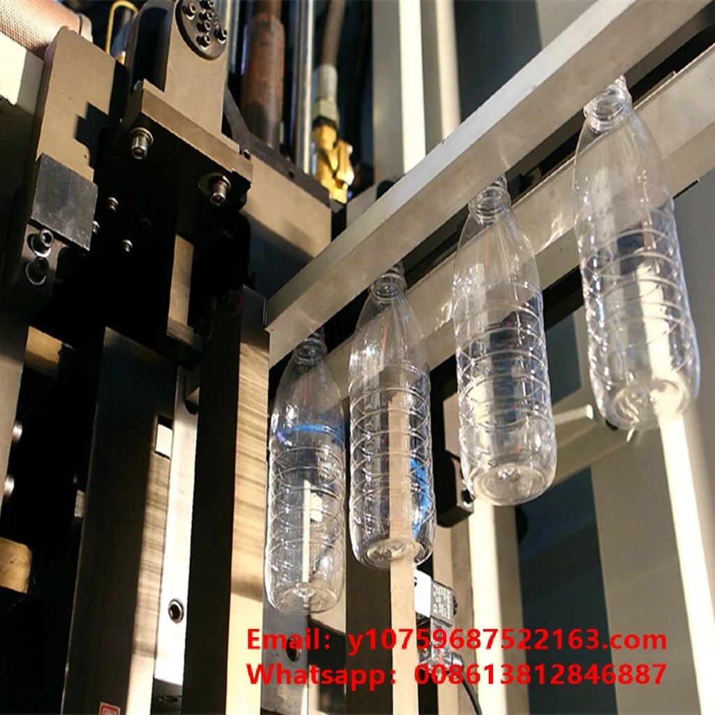 Automatic PET bottle one out two plastic blow molding machine molding machine can be customized