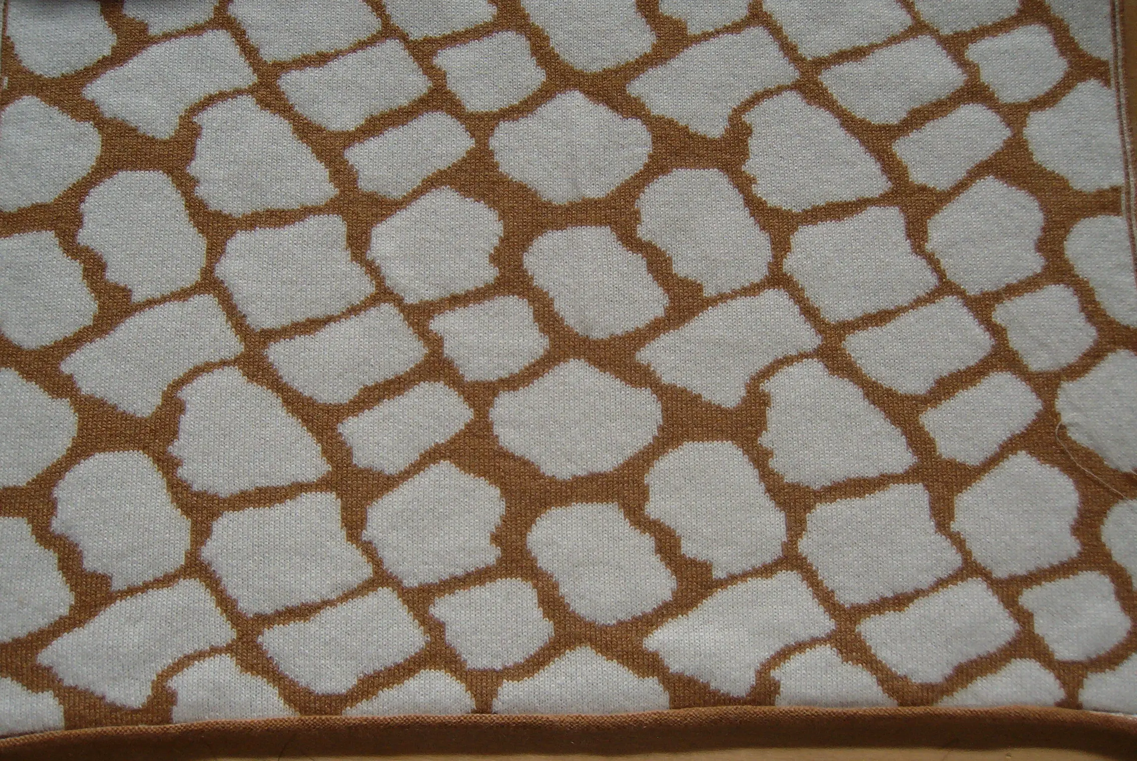 Top quality square 40x40 cm removable washable giraffe mantle double side knitted wool cushion pillow for home decoration