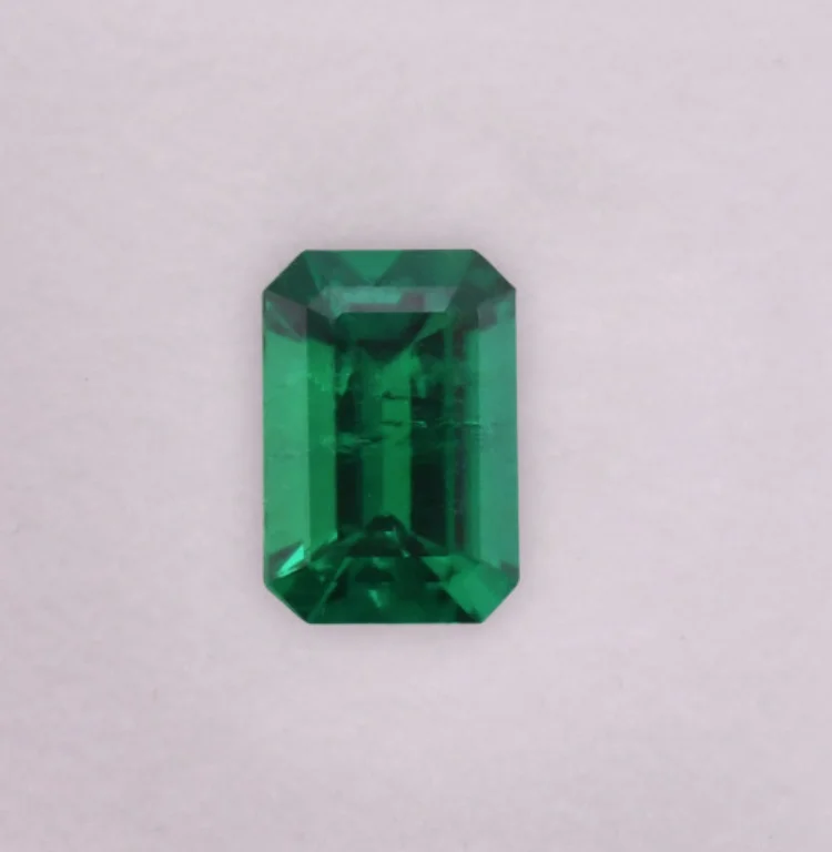 
TOP DELUXE SHADE VVS Green COLOMBIAN Emerald Emerald Shape Minor, CD Switzerland Lab Certified Loose Gemstone Precious Stone 
