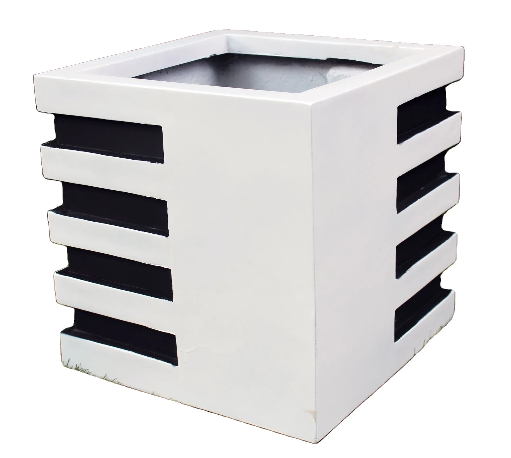 Diamond Planter Box 2022 Attractive Good looking Designer Fiberglass Square Planters for Garden Outdoor Planter For Home Decor