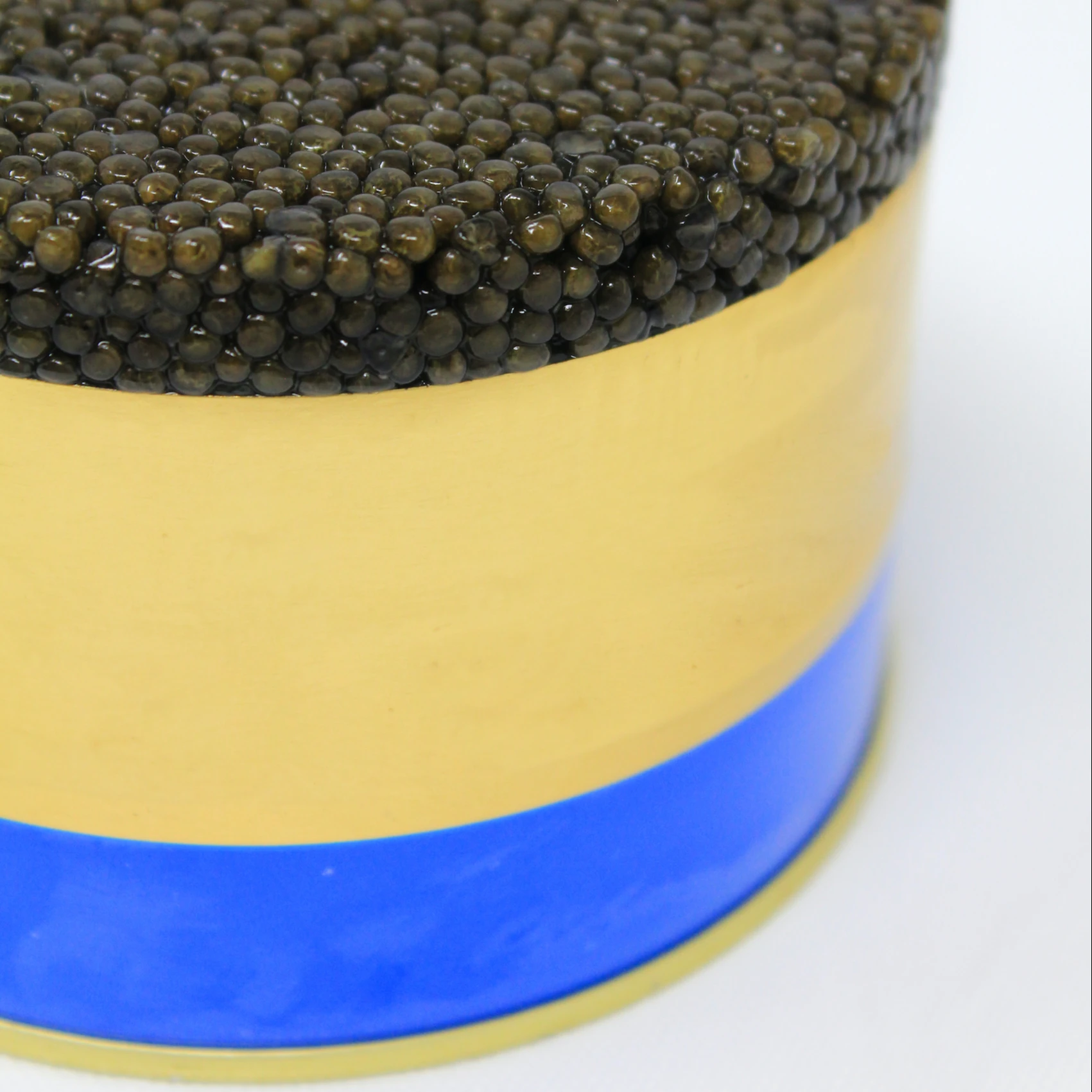 
High quality Sustainable Italian White Sturgeon Caviar 1000gr Tin 