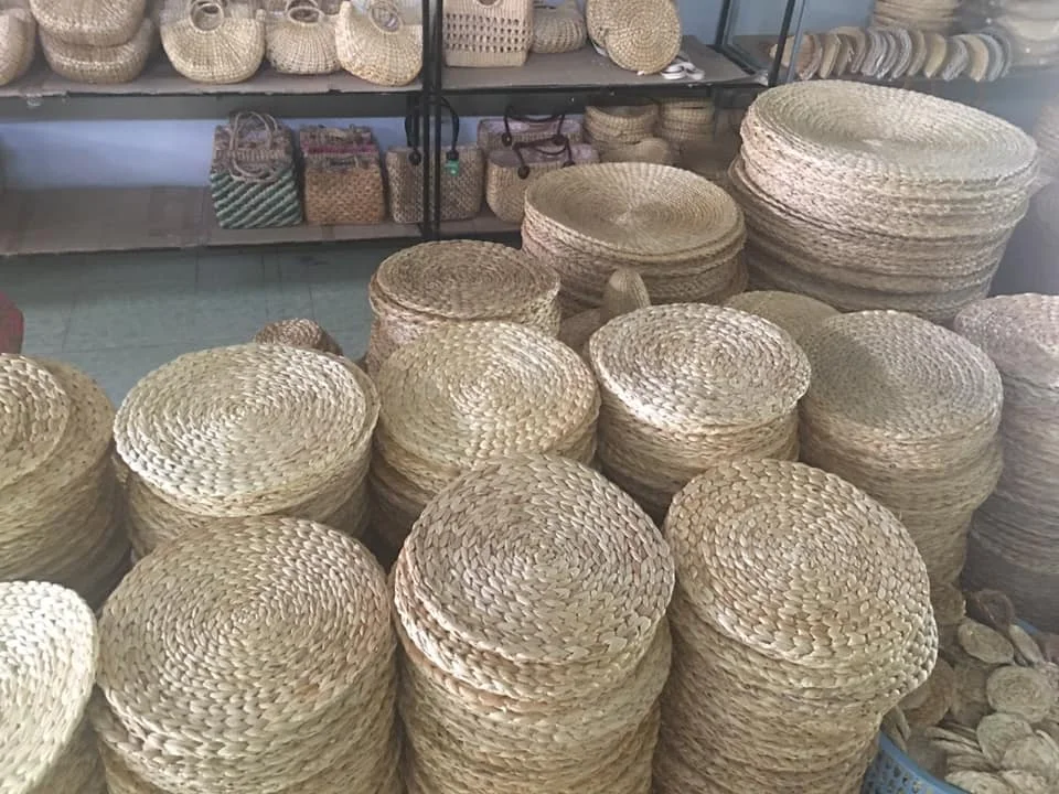  Круглая тканая подложка водный гиацинт ручной работы натуральные тарелки тканые коврики для стола