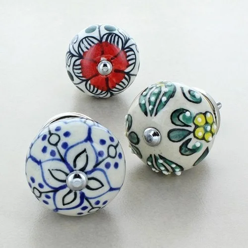 Vintage Ceramic Assorted Hand Painted Floral Round Ceramic Knobs for Kitchen Cabinets and Drawer