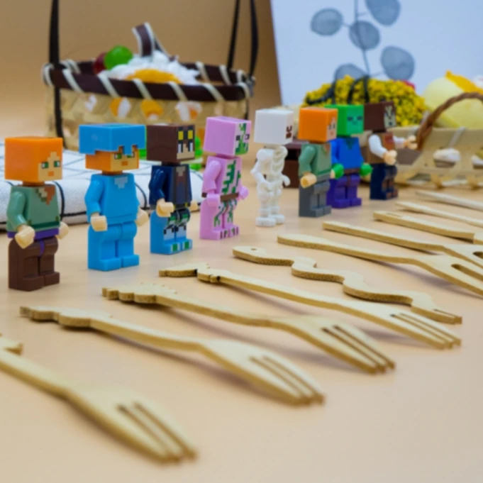 Wholesale Disposable Fruit dessert cake Cocktail Picks Natural Color Bamboo Cocktail Picks eco green 	 bamboo fork and spoon