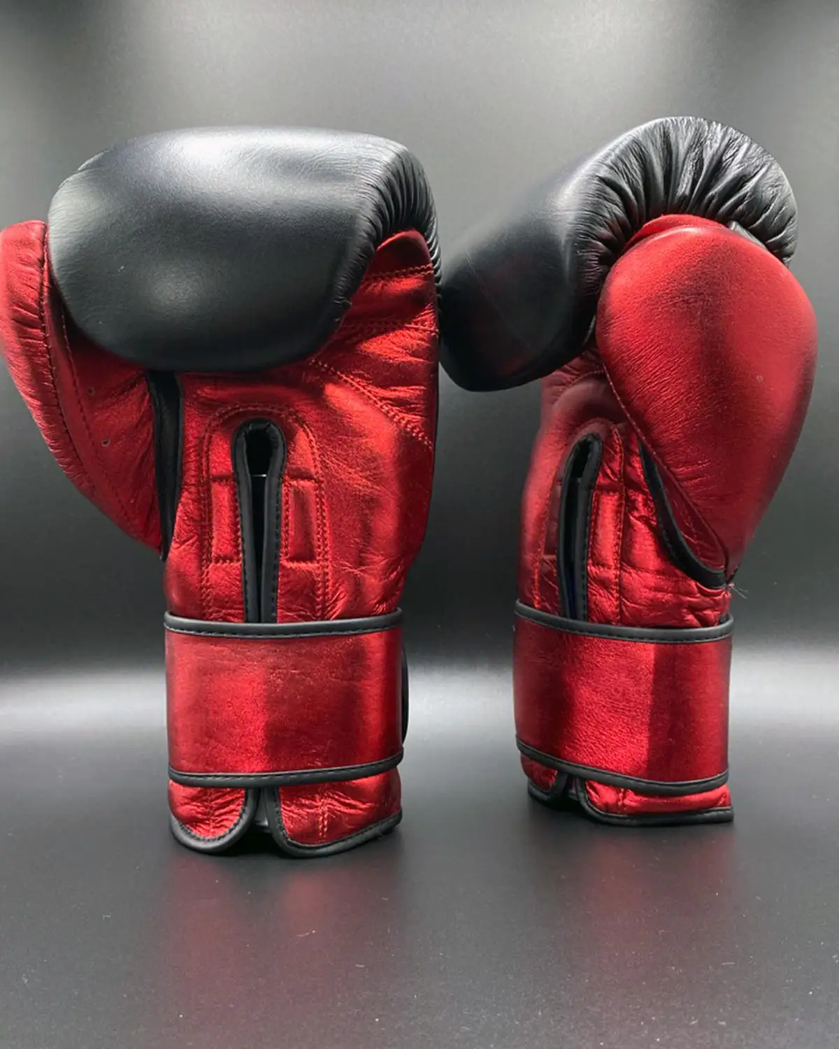 black-metallic-red-gloves.jpg