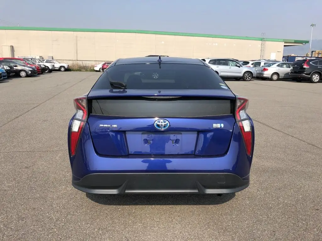 Second Hand /Used 2016 TOYOTA  PRIUS S TOURING PACKAGE available   Right hand drive. Left Hand Drive