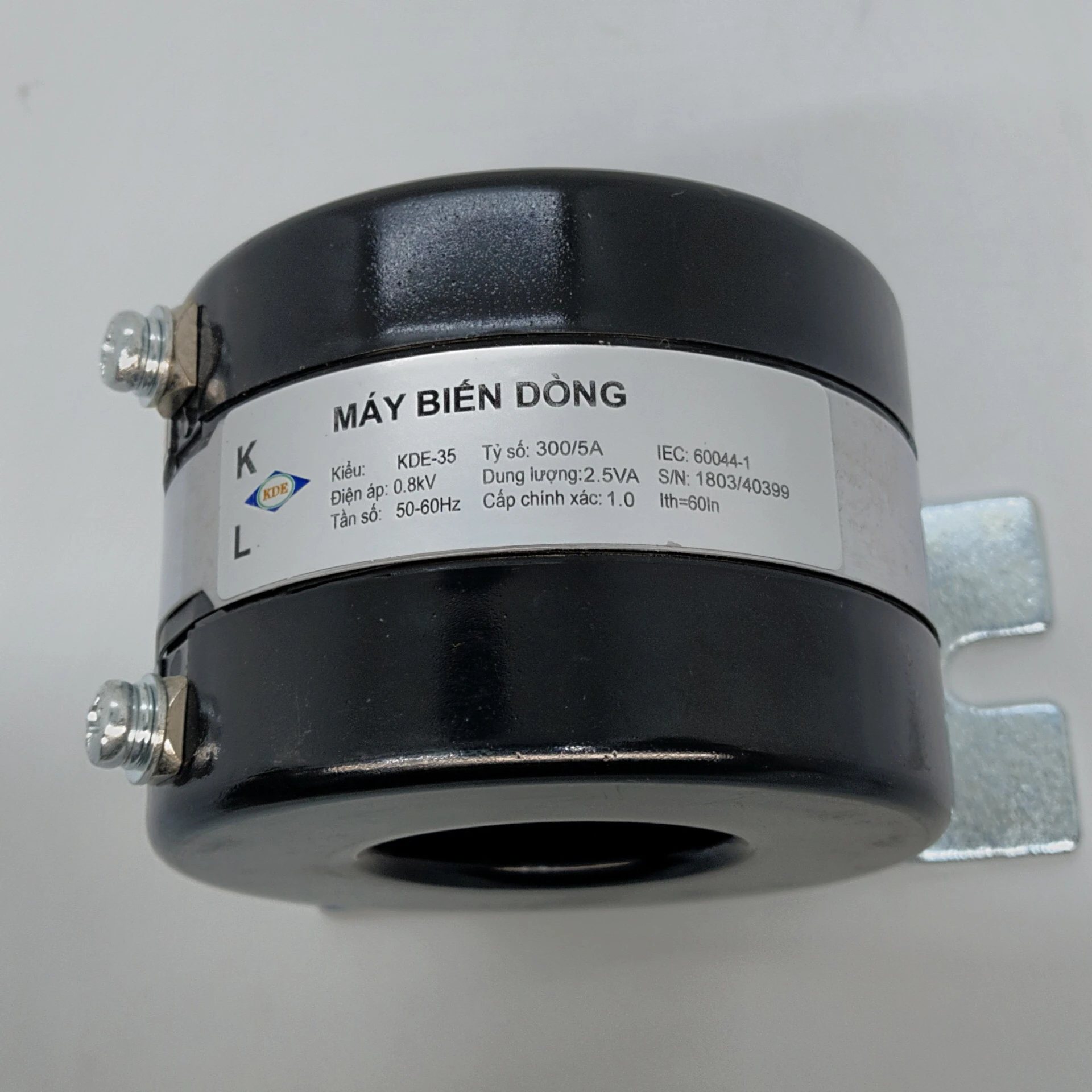  Трансформатор тока измерительный трансформатор круглый пластиковый корпус с основанием CL.3 1.0VA 50/5A