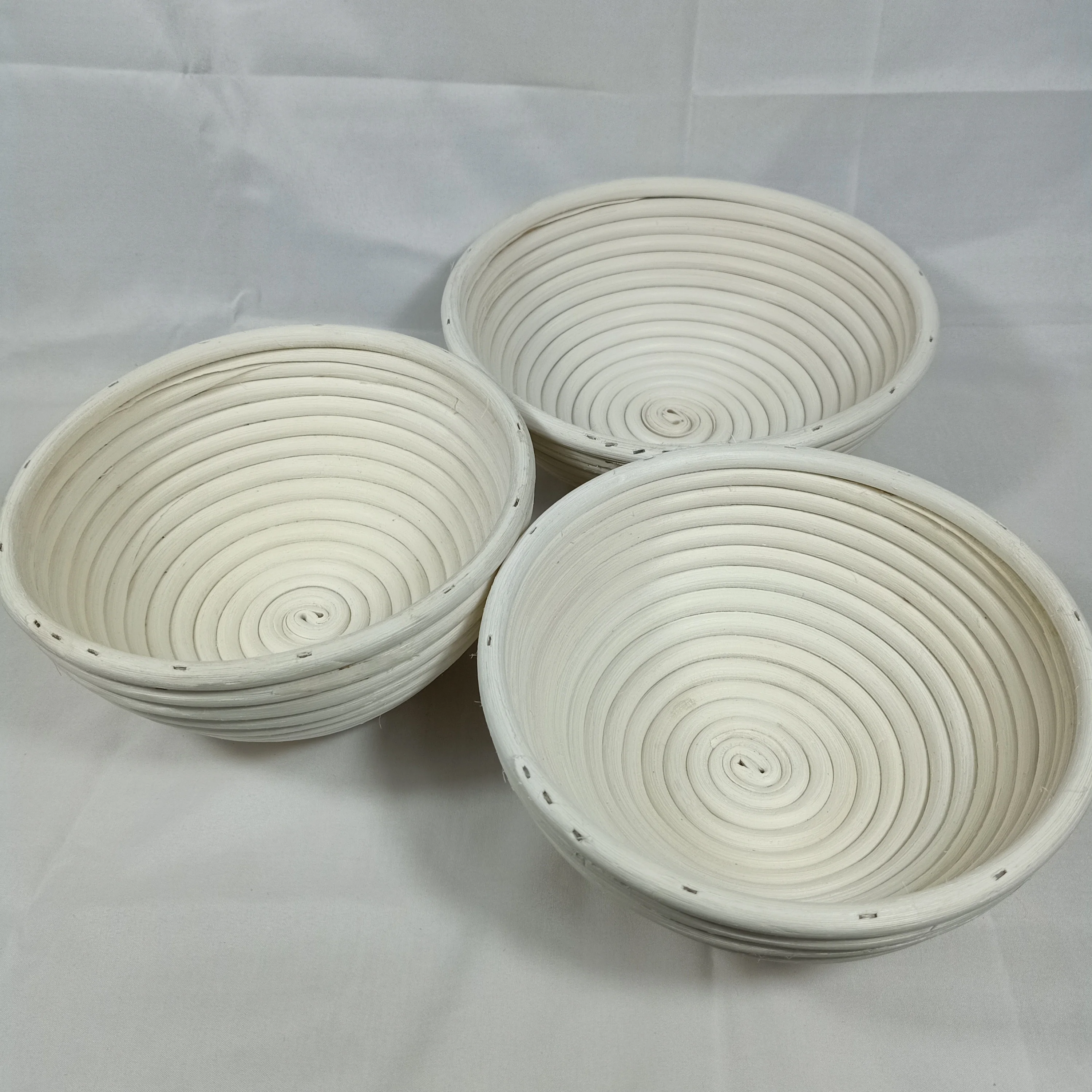 Ручная работа Vietbay ремесла натуральный 9 10 дюймов круглый корзина для хлеба набор из ротанга с льняной тканью