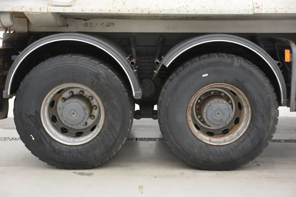 2015 Merc edes Be nz ACTROS 4145 8X4 Tipper Truck