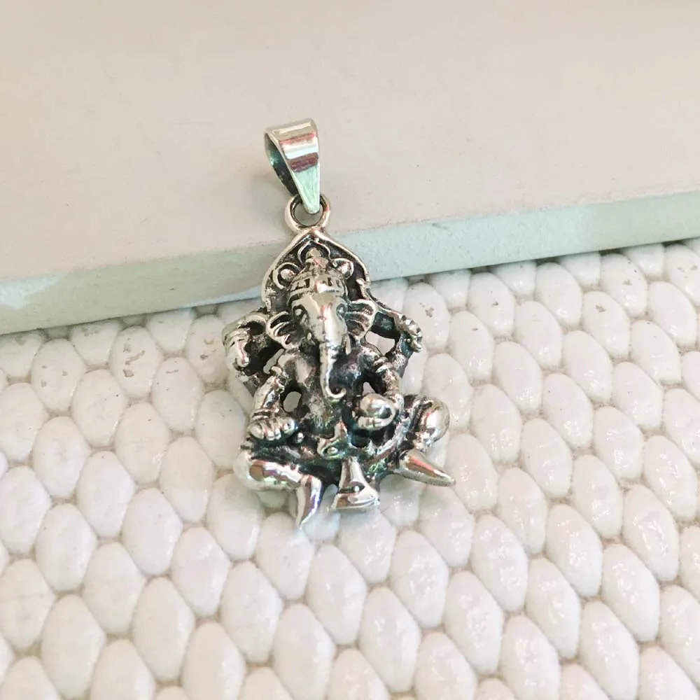 Genuine 925 Sterling Silver Plain Pendants Jewelry Superior Quality Wholesale Price Unique Best Gift of Lord Ganesh