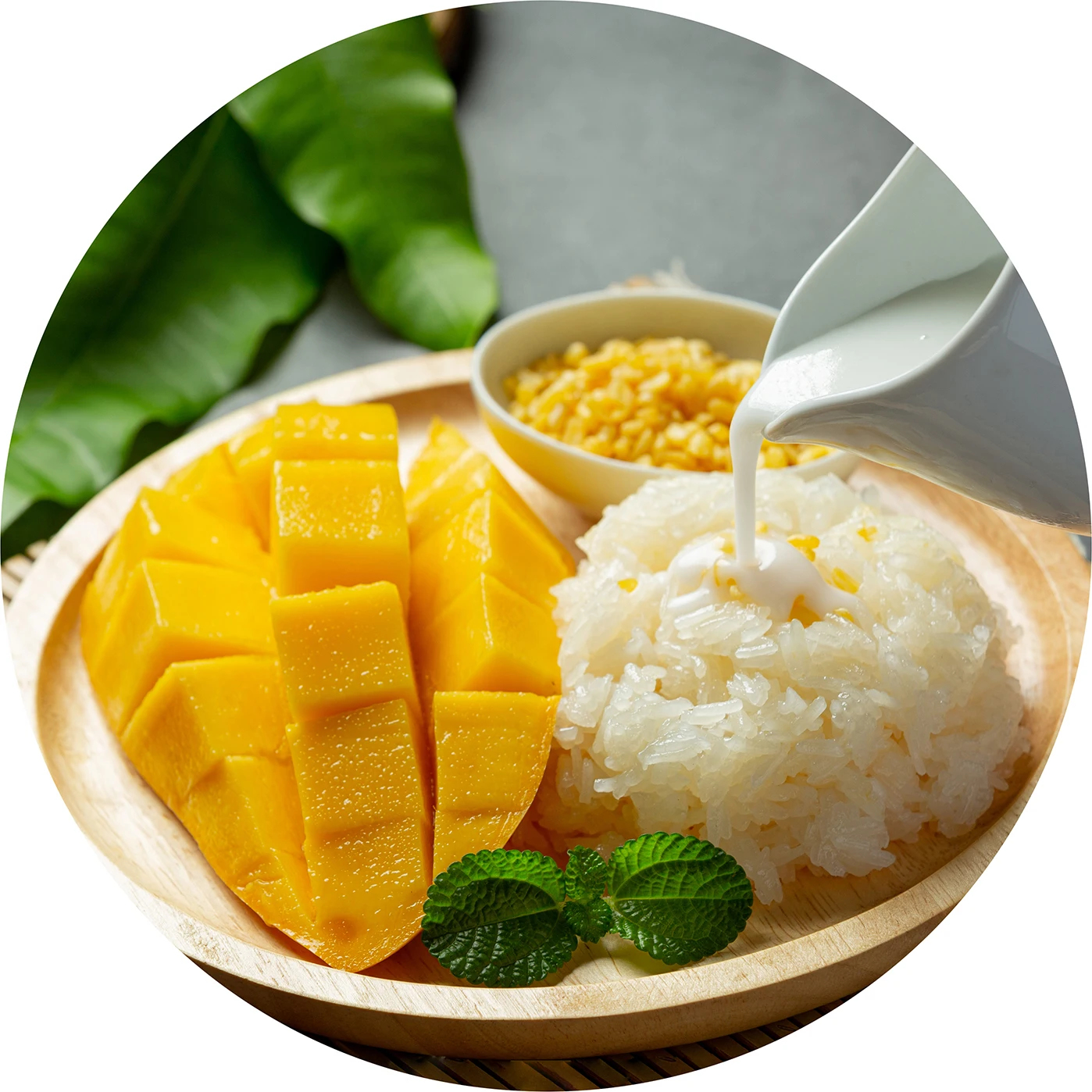 Instant Mango Sticky Rice Popular Thai Desserts Ready-made Thai food easy cook original taste