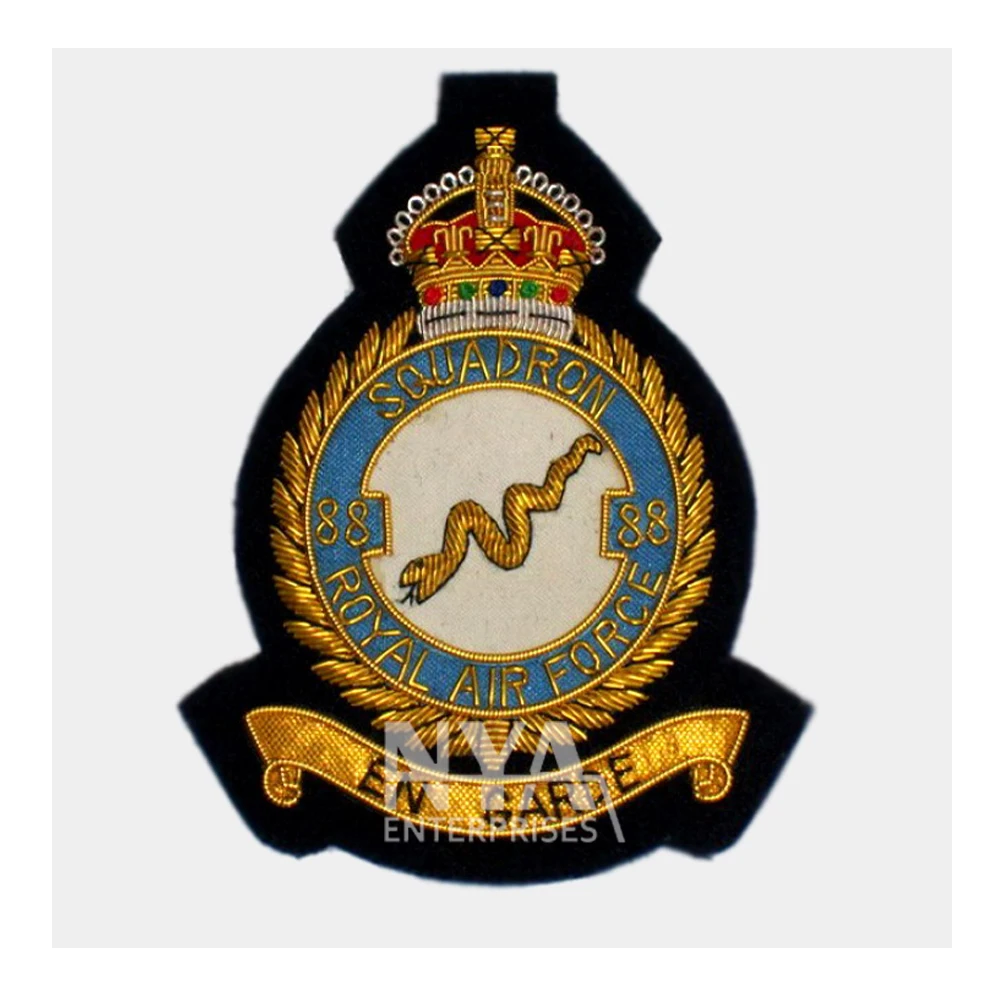 Customized Gold Wire Royal Blazer Badge Factory Price OEM School Sew-On Felt Patch with Sequins and Embroidery 3D Design