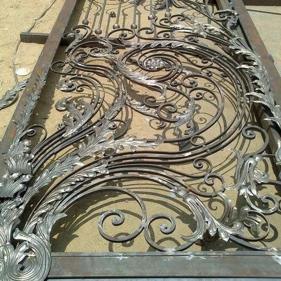 Хит продаж-дизайн металлических ворот из Вьетнама