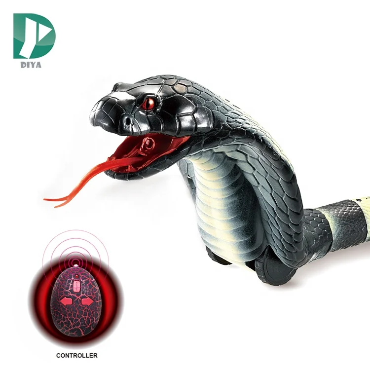 Play tricks kids remote control snake lifelike animal ir remote control cobra