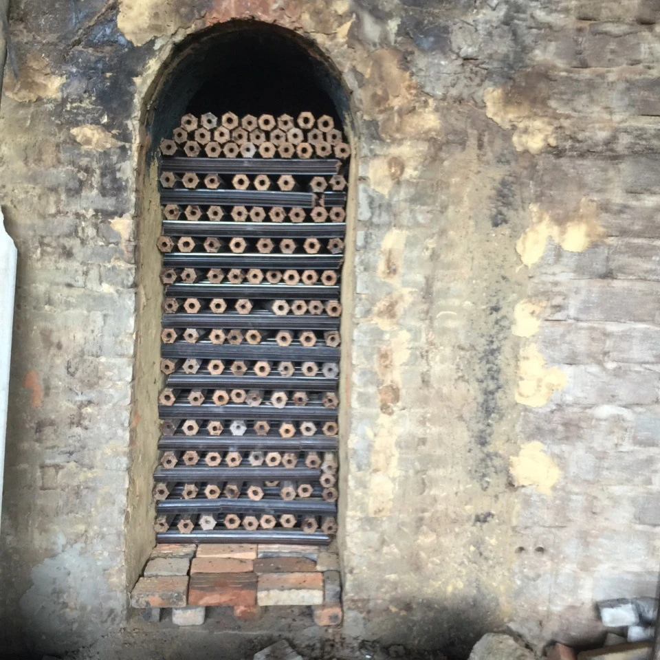 Sawdust Charcoal With No Chemical High Heat Low Ash No Smoke For BBQ And Grillings