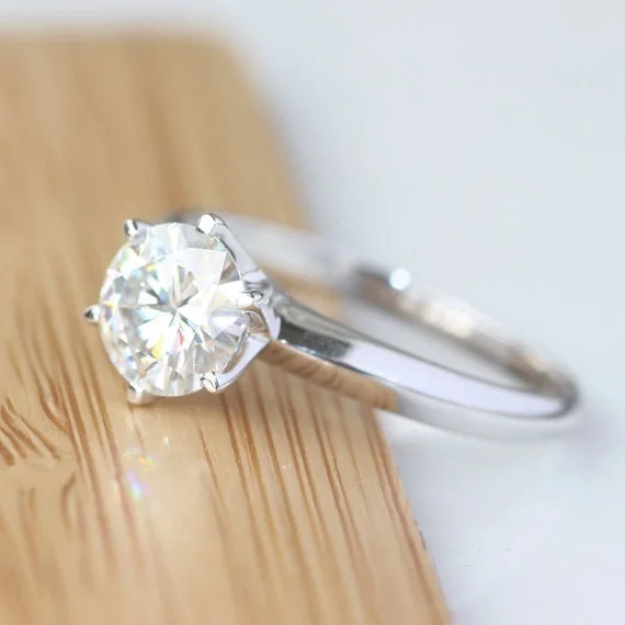 Marvelous design moissanite colorless diamond DEF Certified solitaire ring 10k/14k Low price worldwide delivery