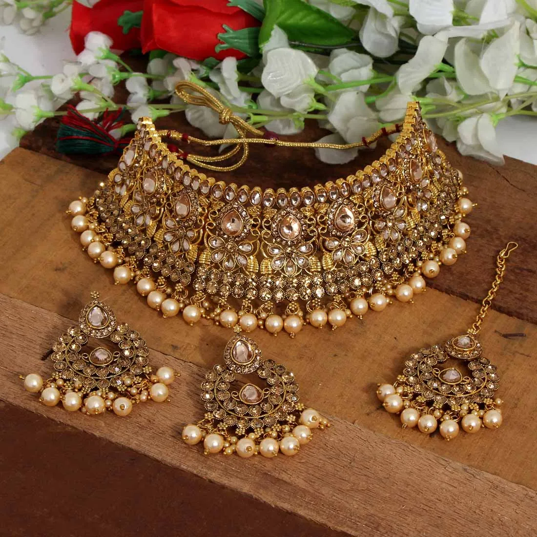 Latest Exclusive Designer Light Weight Kundan Polki Choker Necklace Set with Pair of Earrings Women and Girls 2022 Necklaces N/A