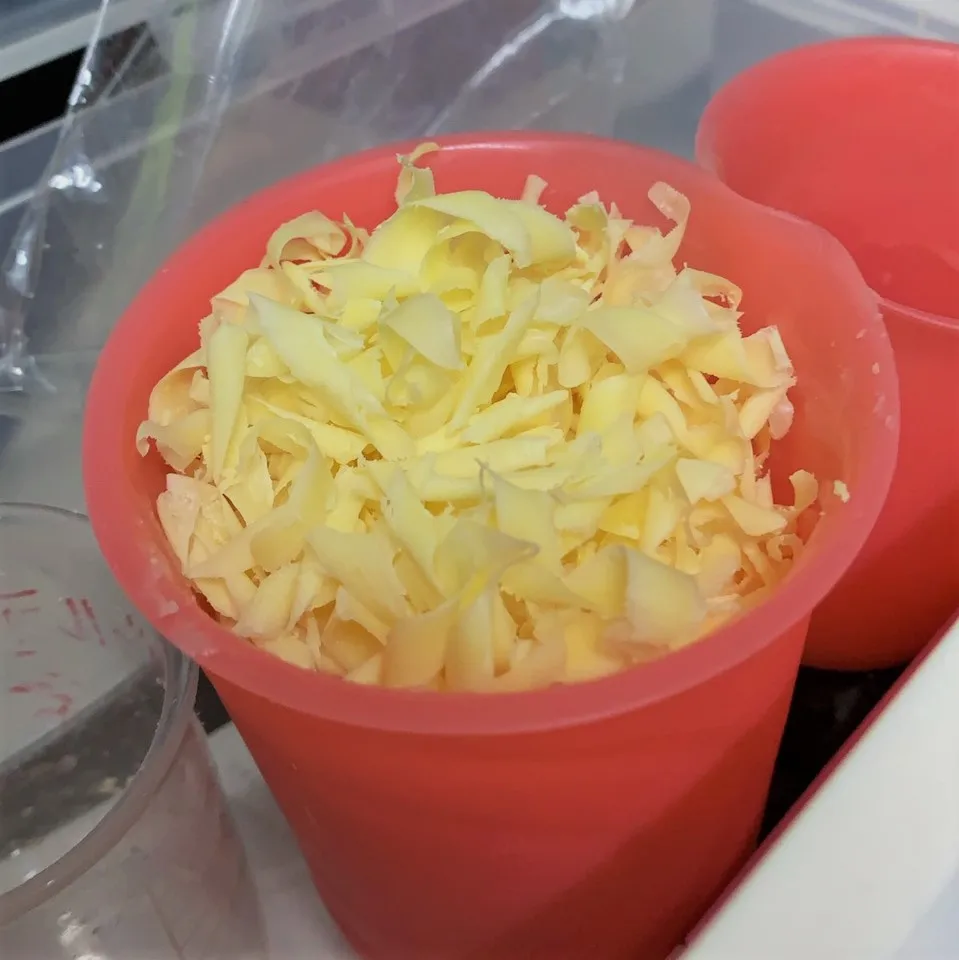 Homemade clear beeswax