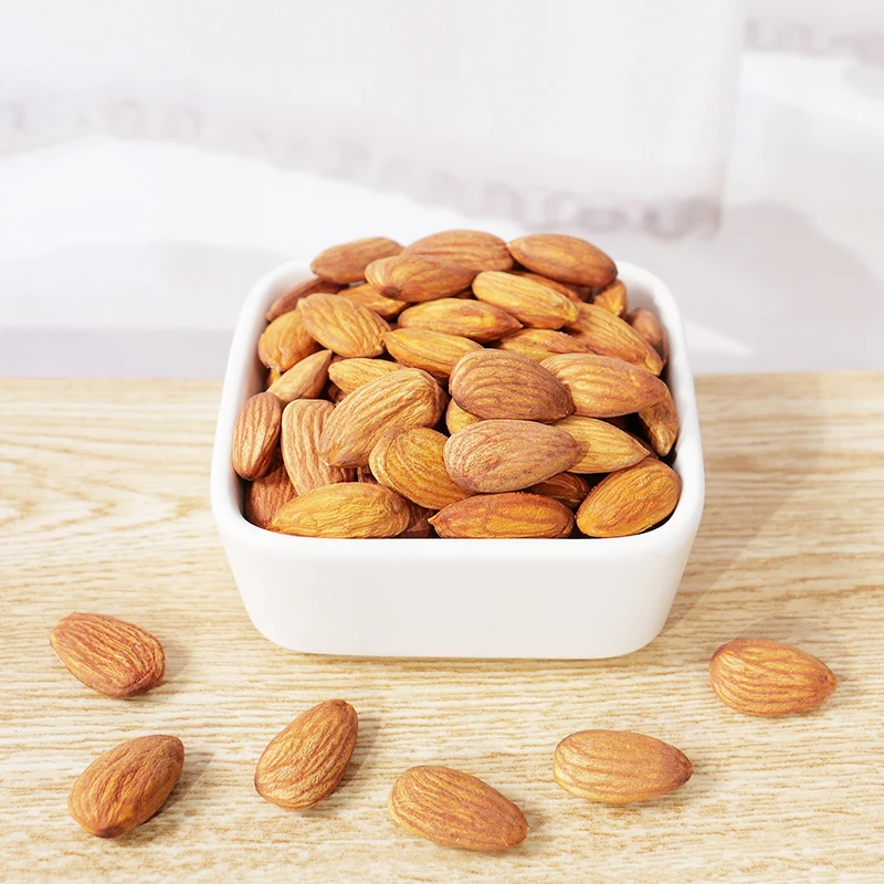 High Quality Raw Low Nuts Price Top Grade Almond Nuts Kernels with shell