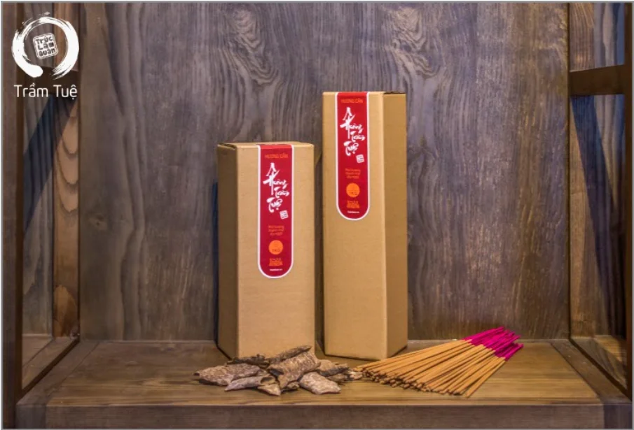 In Kilogram High-quality Agarwood Bakhoor Incense Stick for Asian culture