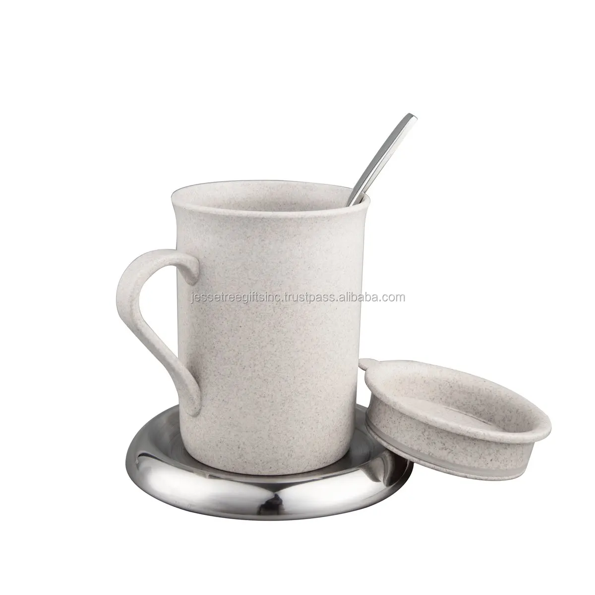 Metal Coaster Set Of 4 Pieces With Matte Polish Finishing Round Shape Plain Design High Quality For Serving Drinks