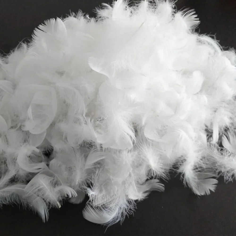 Best quality Vietnam  whole sale washed white duck/ goose down feather price  2 - 8 cm