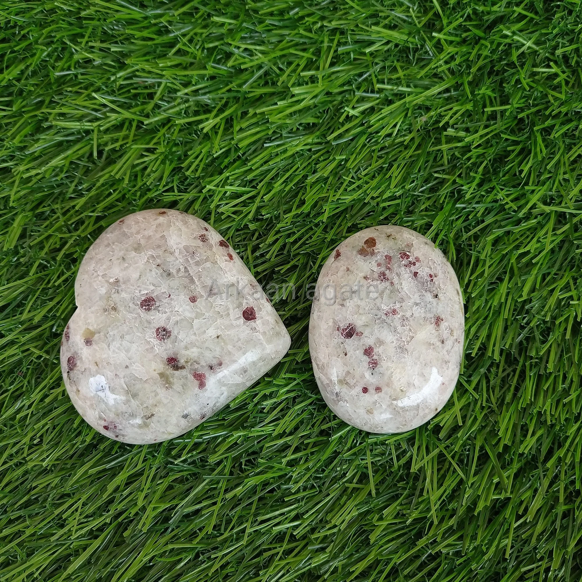 Wholesale Crystal Ruby In Marble Matrix Puffy Heart Gemstone Indian puffy Heart hand polished hand made sun shine For Massage