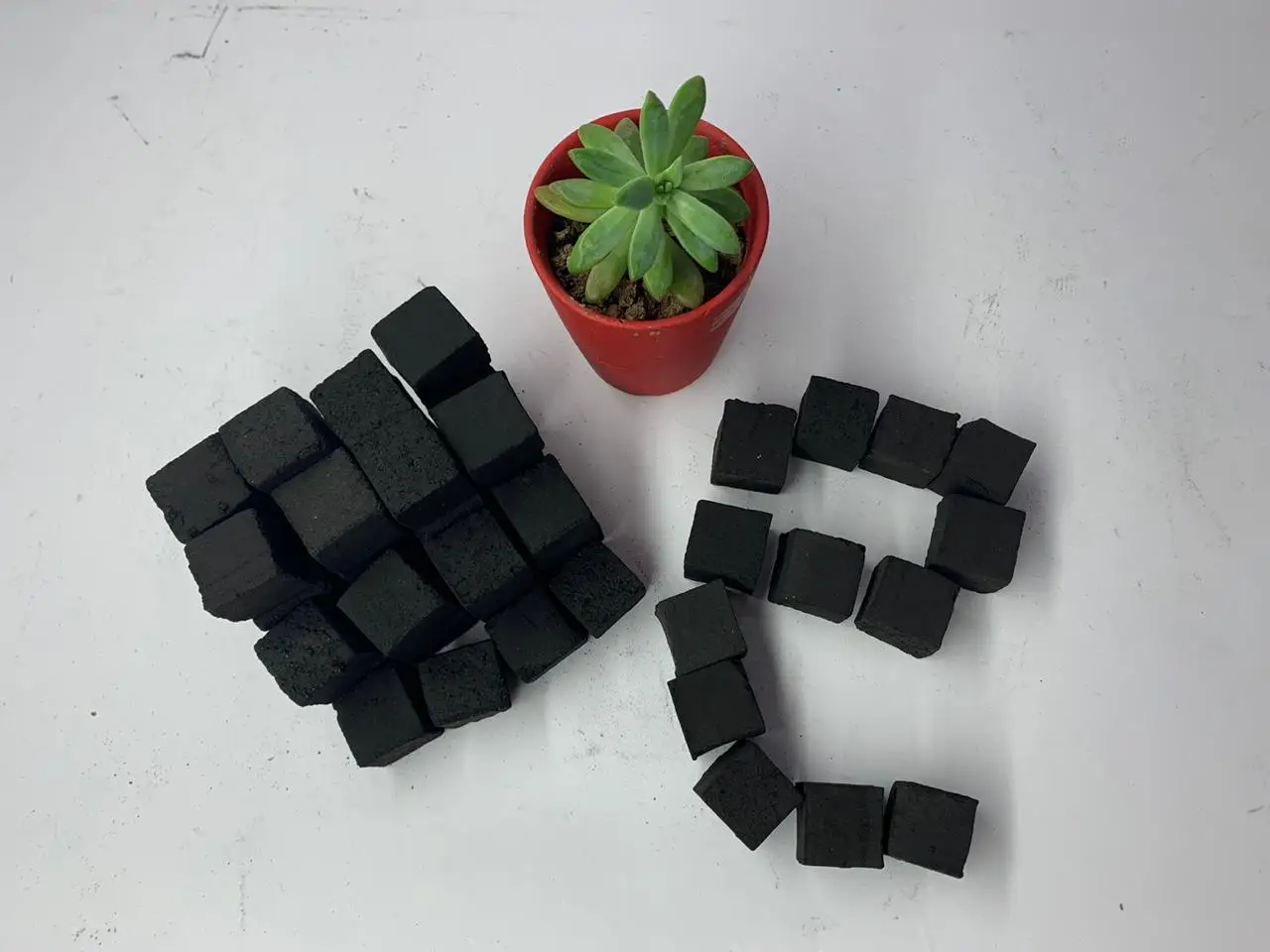 Supplier Coconutshell charcoal Shisha Briquette coconut shell Charcoal Hookah charcoal shisha from pure coconut natural