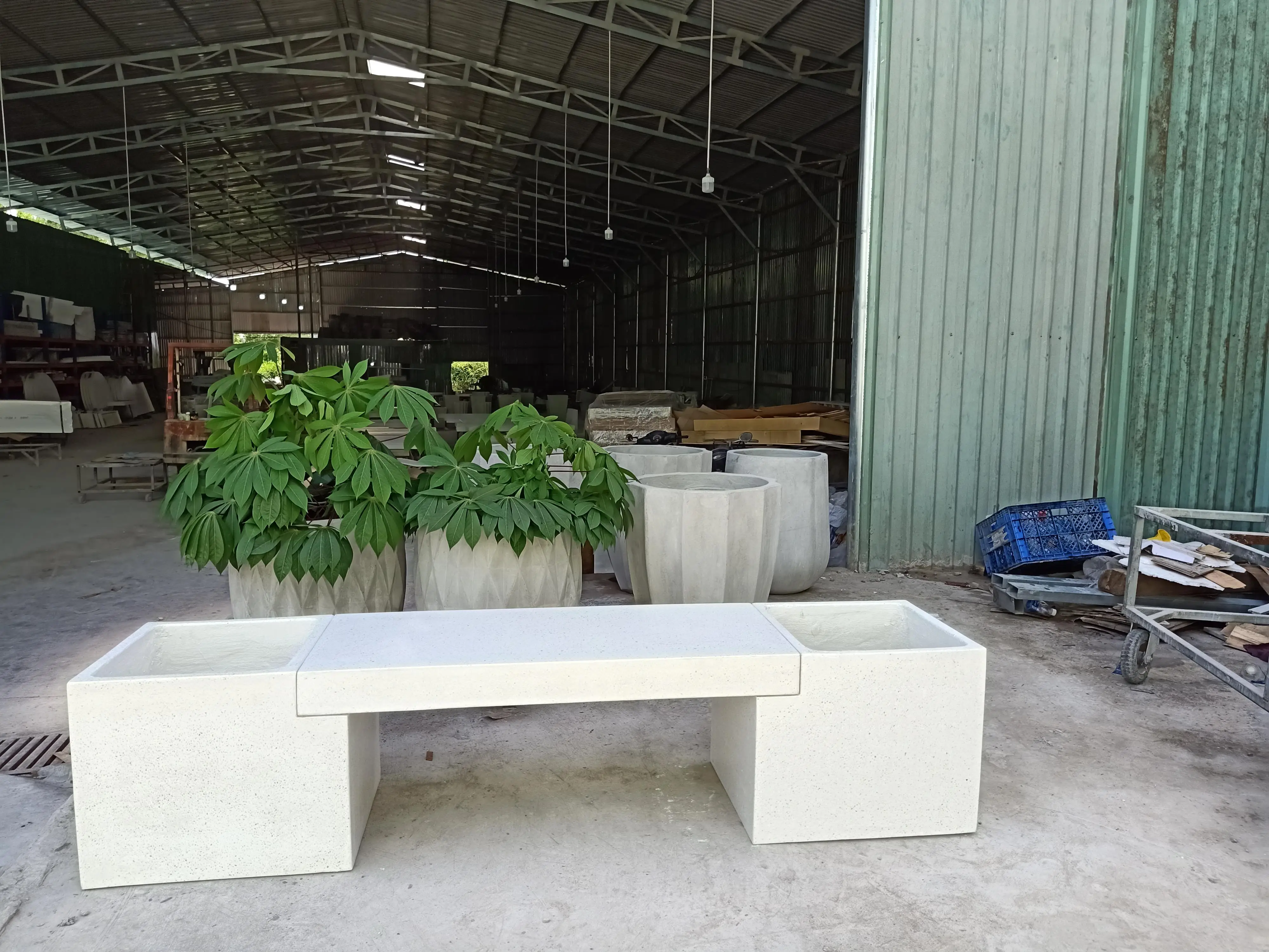 Wholesale 2mt High Quality Lightweight Concrete Multipurpose Bench and Pot from Vietnam for Nursery Planting