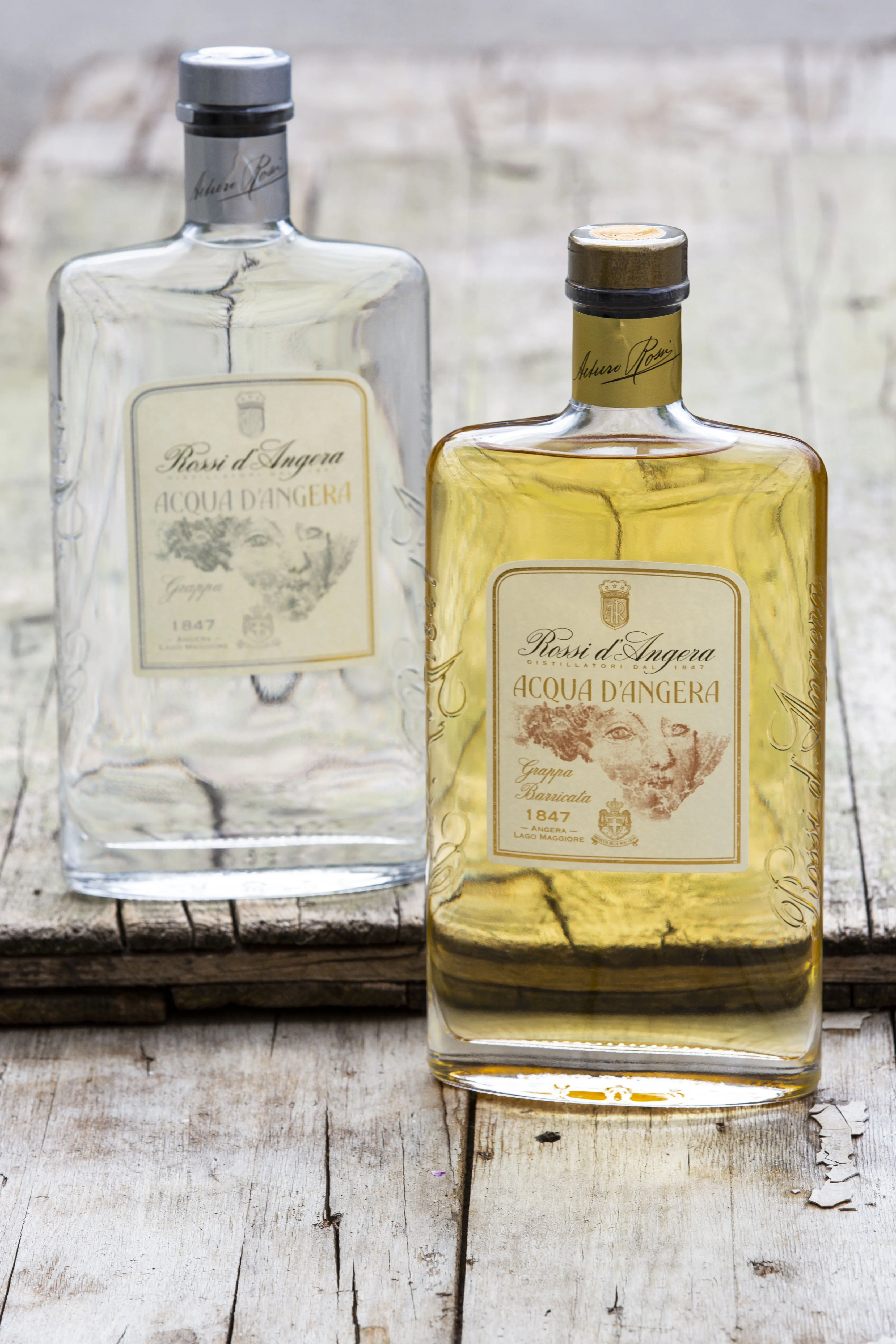 Высококачественный Итальянский спиртовой напиток grappa, водный баллончик, барриката 42% Том, 70cl, спиртовой напиток