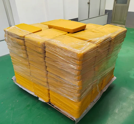 HIGH QUALITY BEESWAX