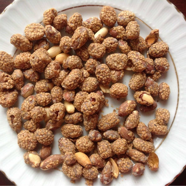
peanut coated with sesame and honey 