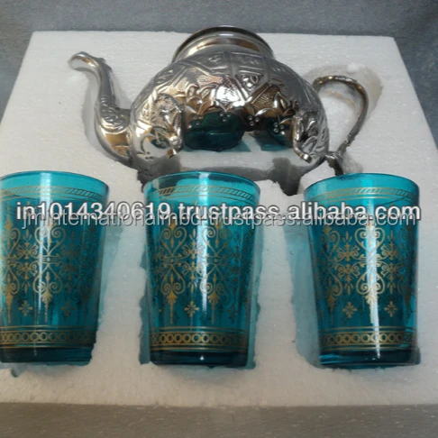 Moroccan Teapot with Moroccan glassses