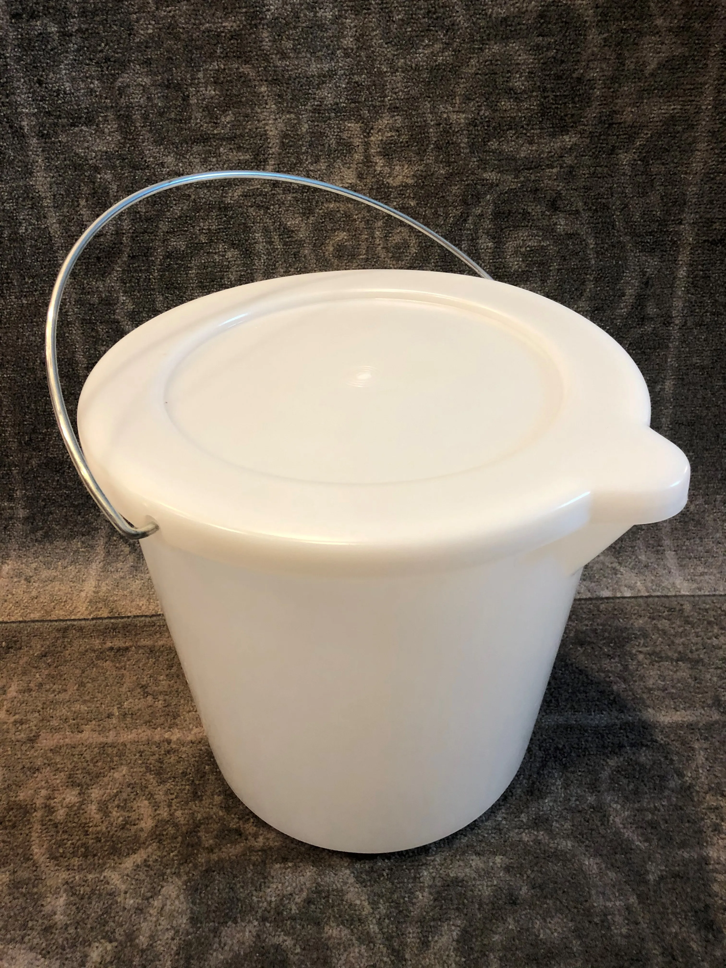 Cleaning Heavy Duty Thick Wall Construction Bucket Sealable Lid For Anti Spill & Handle