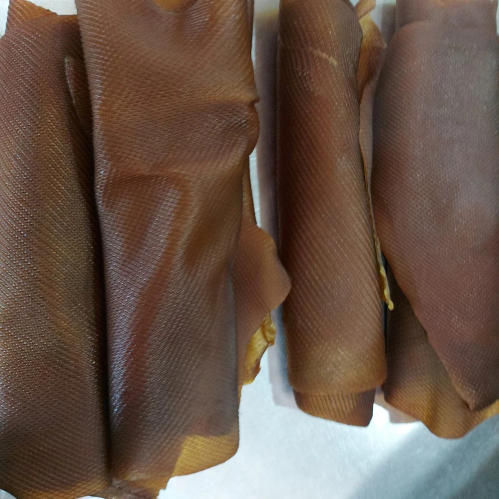 First Grade Ribbed Smoked Sheet is ready to be shipped in 50kg per bale or custom weight (Quickly response)