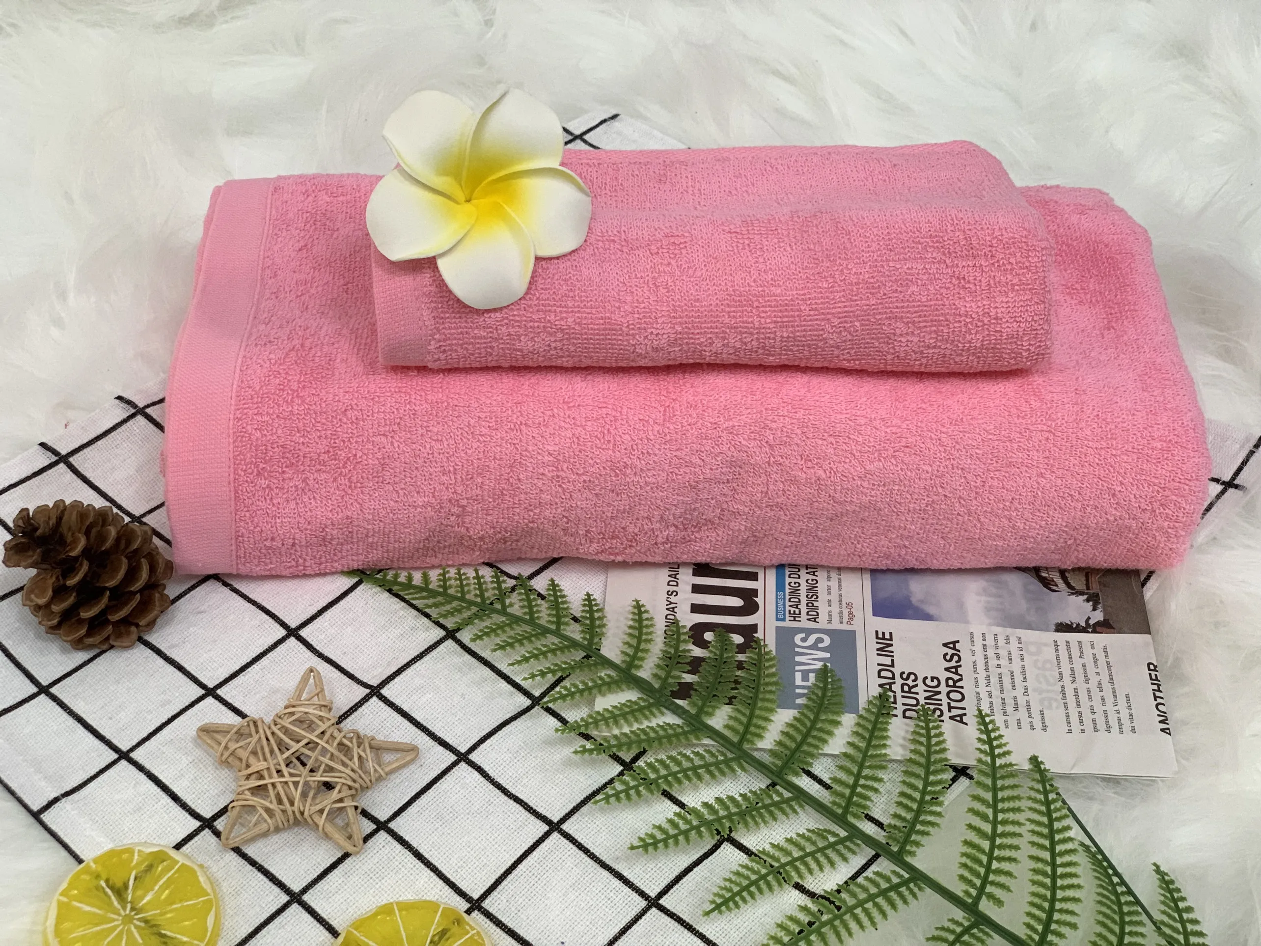 Wholesale 100% organic cotton Comfortable Affordable bath towels super soft and super absorbent towels