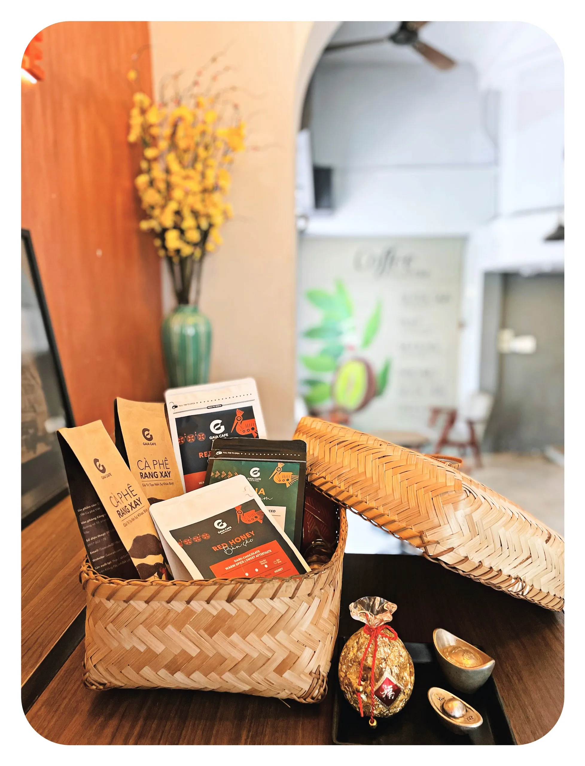 Roasted Robusta Coffee High Quality Robusta Full City Dark Roast brew coffee bags ready to ship Viet Coffee brand