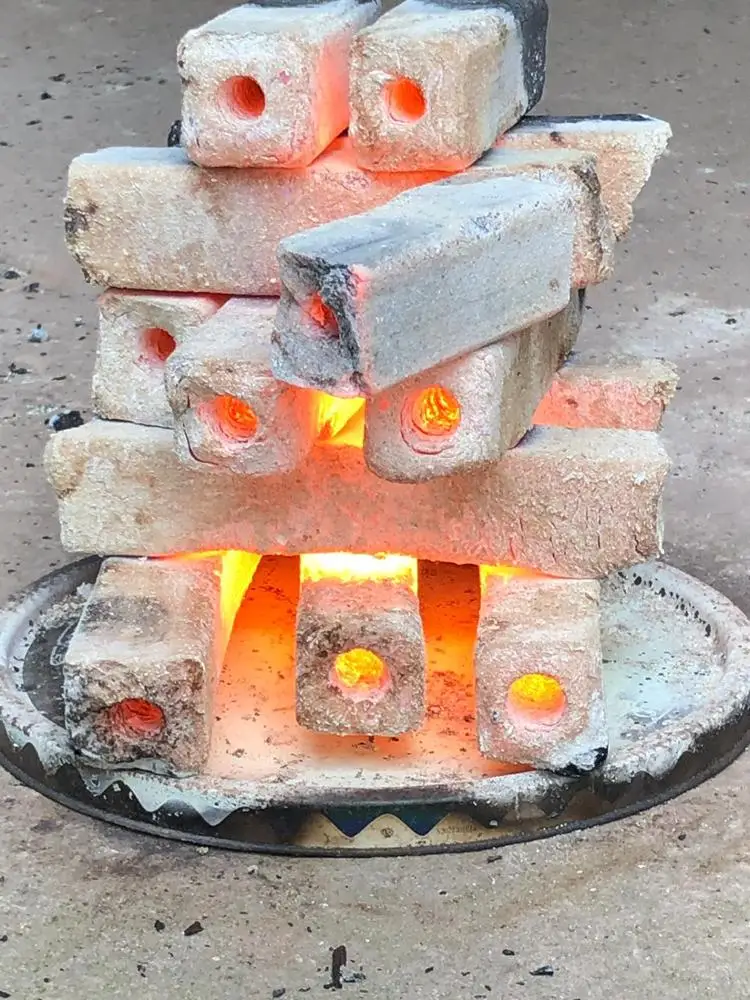 Long shape and low ash sawdust briquette charcoal from Viet Nam