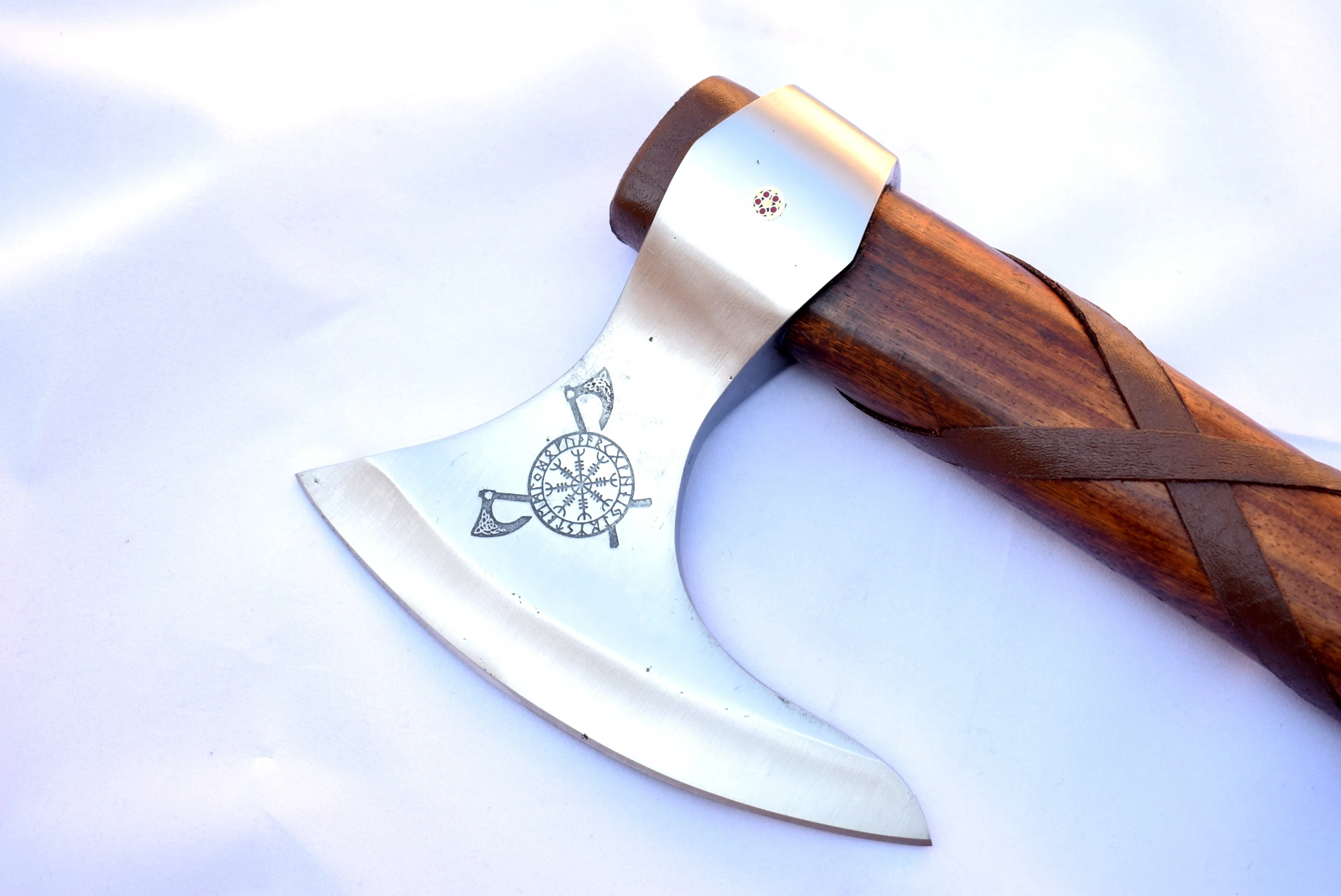 HAND FORGED  HIGH CARBON STEEL ODIN VIKING AXE FUNCTIONAL ART TOMAHAWK VIKING AXE CAMPING OUTDOOR HUNTING AXE V-0012