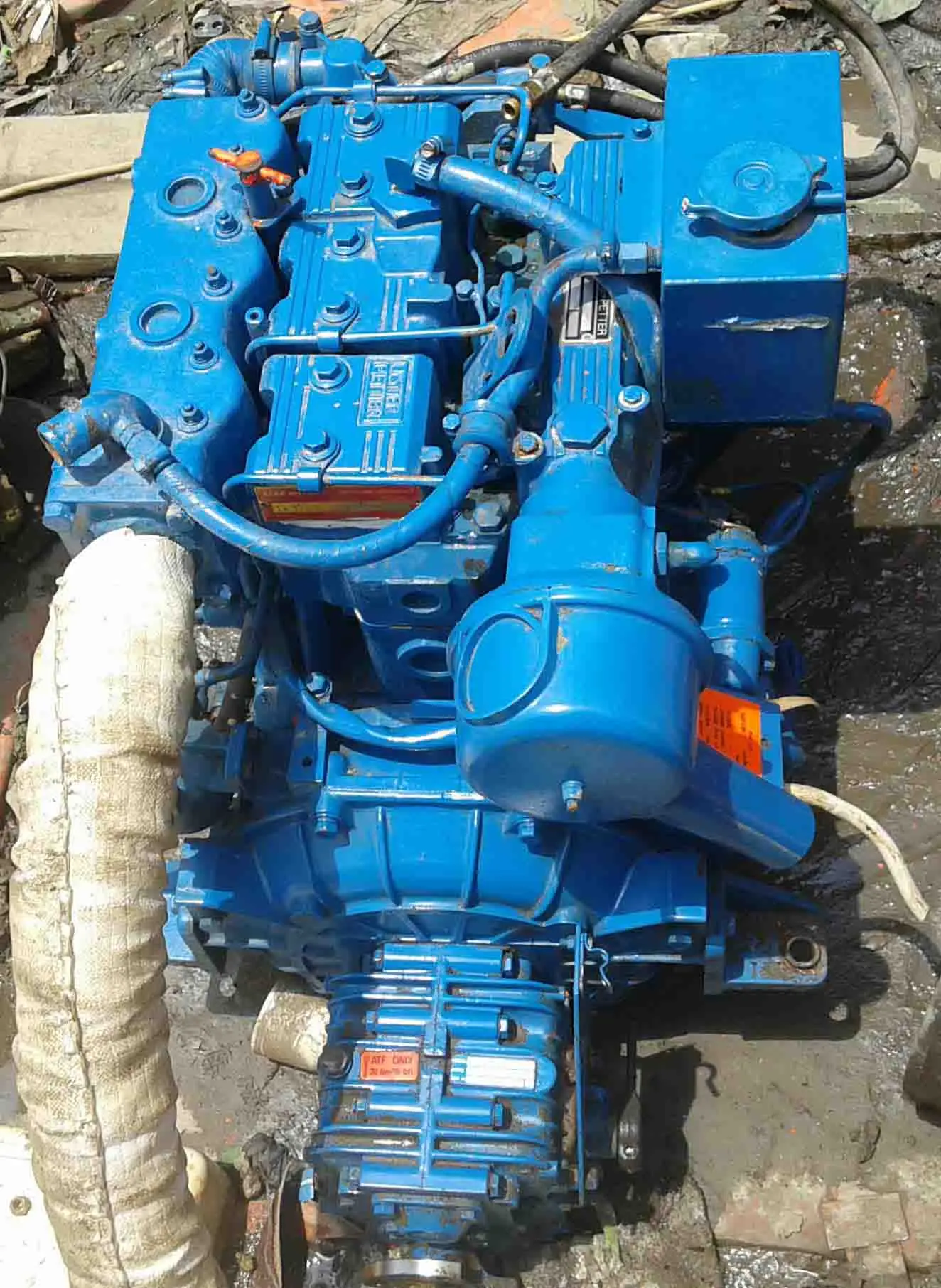 3 Cylinder Fresh water cooling Made in England inboard marine diesel 30hp electric starting Lister Petter LPW3 engine for sale